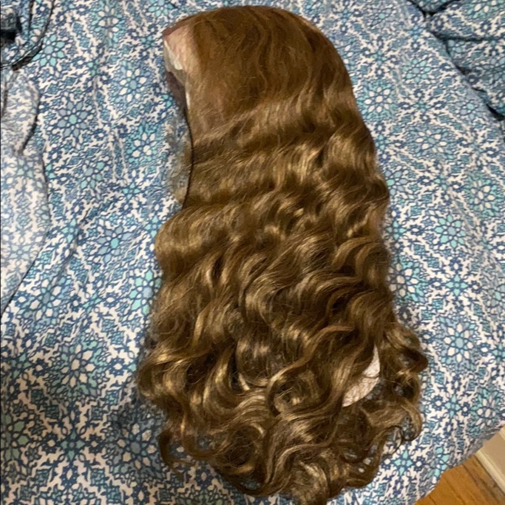 ***NEW*** Vanessa Middle Part Lace front Wig!